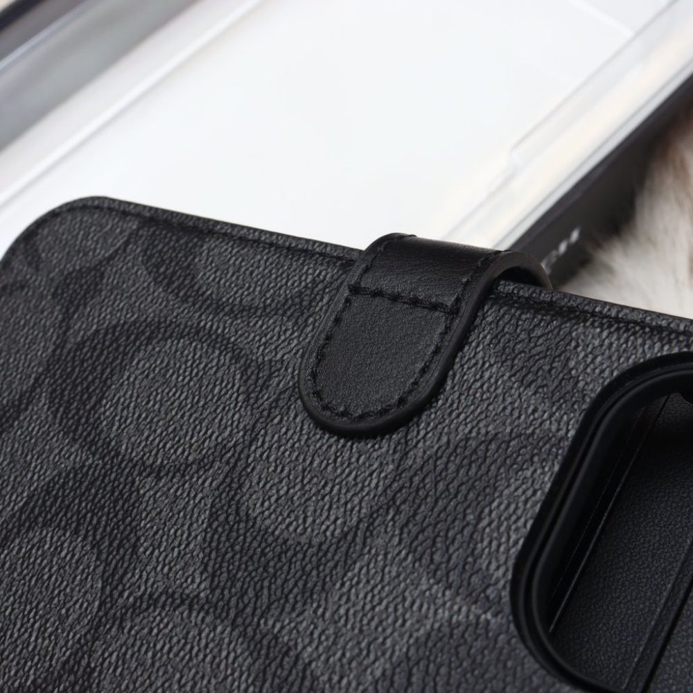 IPHONE 13 PRO FOLIO IN SIGNATURE CANVAS (COACH C8024) - Picture 8 of 8
